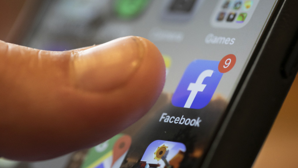Fejsbuk i Instagram planiraju da više štite tinejdžere od neprikladnih reklama
