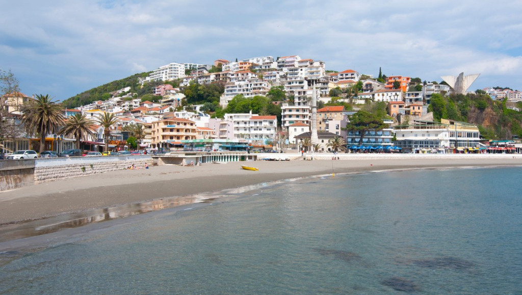 Već 12 godina tradicionalno na Velikoj plaži u Ulcinju se čuje himna Hej Sloveni