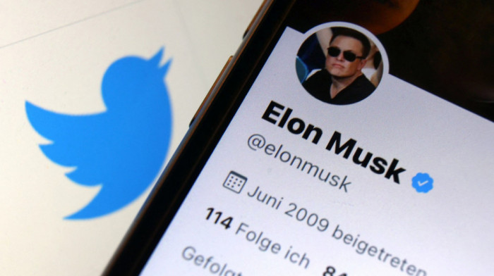 Akcije Tvitera u padu zbog Maskovog odustajanja od kupovine