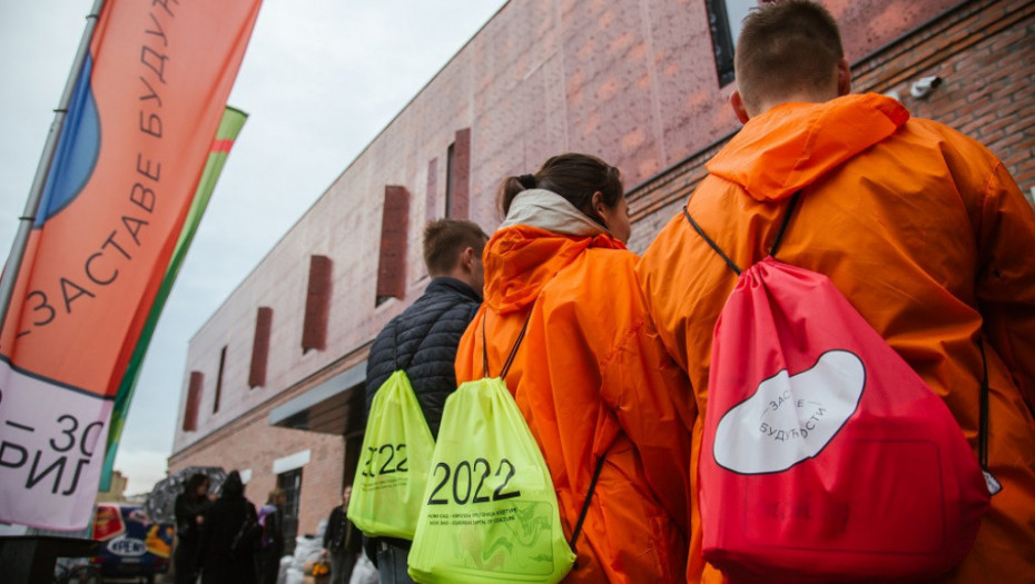"Zastave budućnosti" u Novom Sadu: Mladi umetnici iz cele Evrope oživljavaju zapuštene fabrike