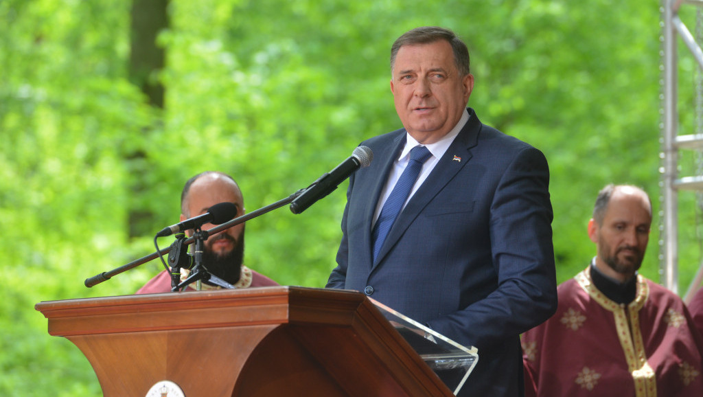 Dodik uoči sastanka sa Mišelom: "Republika Srpska opredeljena za mir"