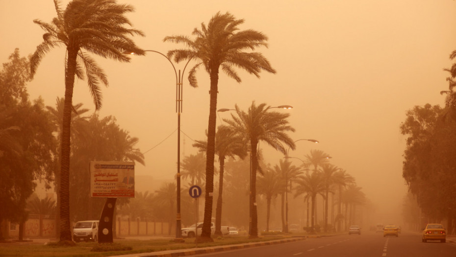 Velika peščana oluja u Iraku: Oblak prašine na ulicama Bagdada, obustavljeni letovi