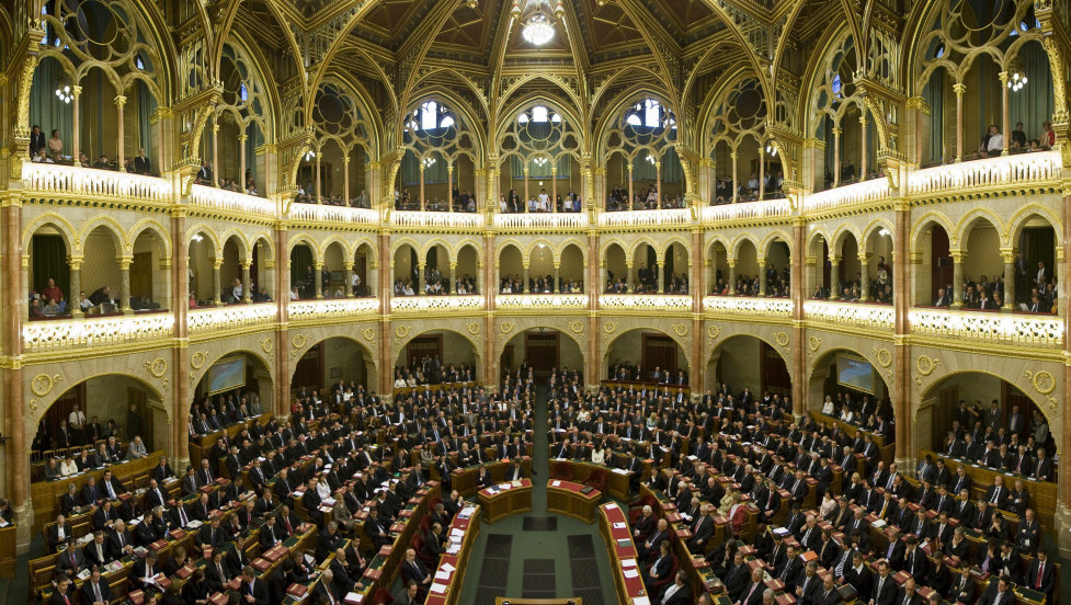 Mađarska usvojila prvi u nizu zakona protiv korupcije