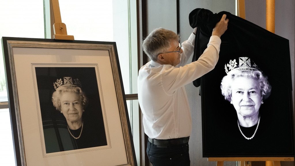 Od Pistolsa do "Krune": Kraljica Elizabeta Druga kao ikona pop kulture