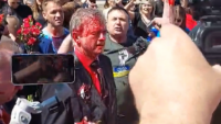 Ruski ambasador poliven crvenom bojom u Varšavi