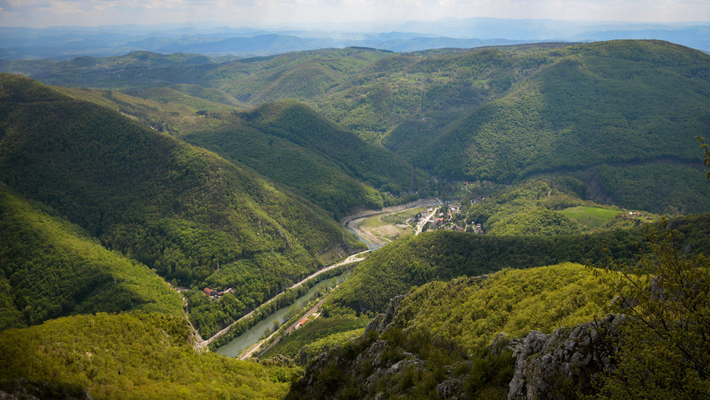 Troje ruskih državljana spaseno na Kablaru nakon što su promašili stazu i izgubili se