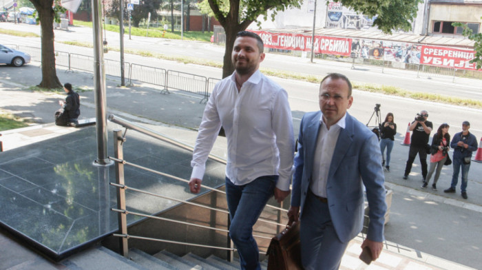 Suđenje suspendovanom inspektoru SBPOK-a Stoliću krenulo iznova: Optužen da je odavao informacije grupi Veljka Belivuk