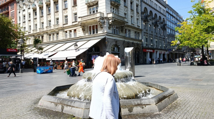 Temperatura pada za 20 stepeni: Prolećno vreme još danas, stiže hladni front