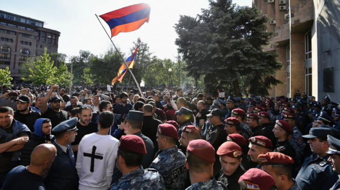 U Jerevanu ponovo održan marš i miting opozicije - traži se ostavka premijera