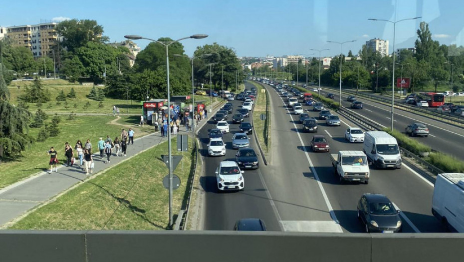 AMSS: Posle podne moguće gužve, radovi na putevima širom zemlje