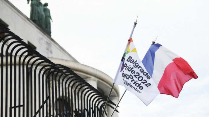 Podignuta zastava EuroPride 2022 u Beogradu