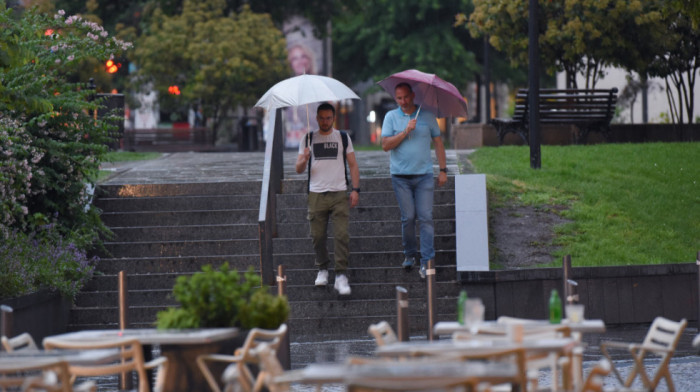 Danas umereno do potpuno oblačno, temperatura oko 19 stepeni