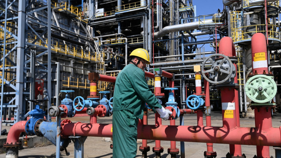 Kazahstan traži alternativu za Kaspijski cevovod: Deo nafte će izvoziti preko Azerbejdžana