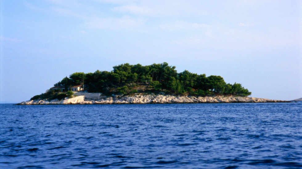 Na prodaju privatno ostrvo u Jadranskom moru u Hrvatskoj, cena 700.000 evra