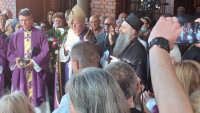 Telo Mateja Periša ispraćeno iz crkve Svetog Antuna u Beogradu, nadbiskup i patrijarh predvodili oproštaj