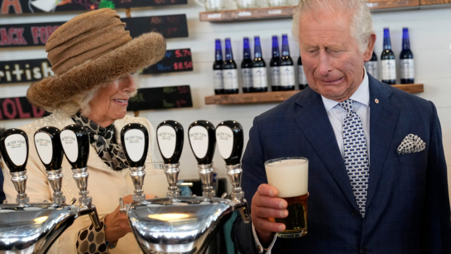 Princ Čarls i Kamila specijalni gosti britanske TV sapunice