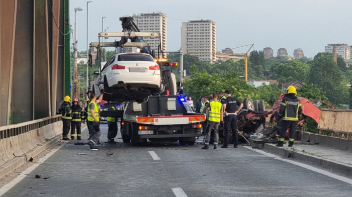 Policija zadržala vozača osumnjičenog za tešku saobraćajnu nesreću na Pančevačkom mostu