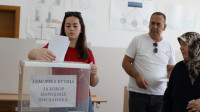 U Velikom Trnovcu do 19 časova glasalo 46,8 odsto birača