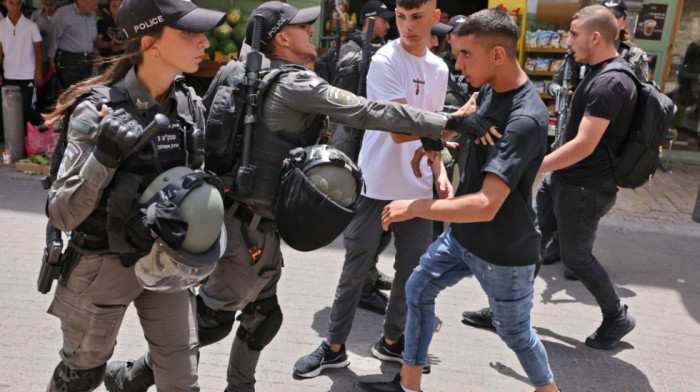 Sukob izraelske policije i Palestinaca pred marš Jevreja kroz Stari grad