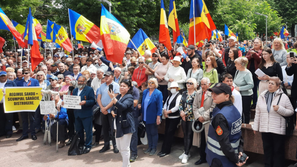 Protest u Kišinjevu, demonstranti traže ostavku vlade Natalije Gavrilite