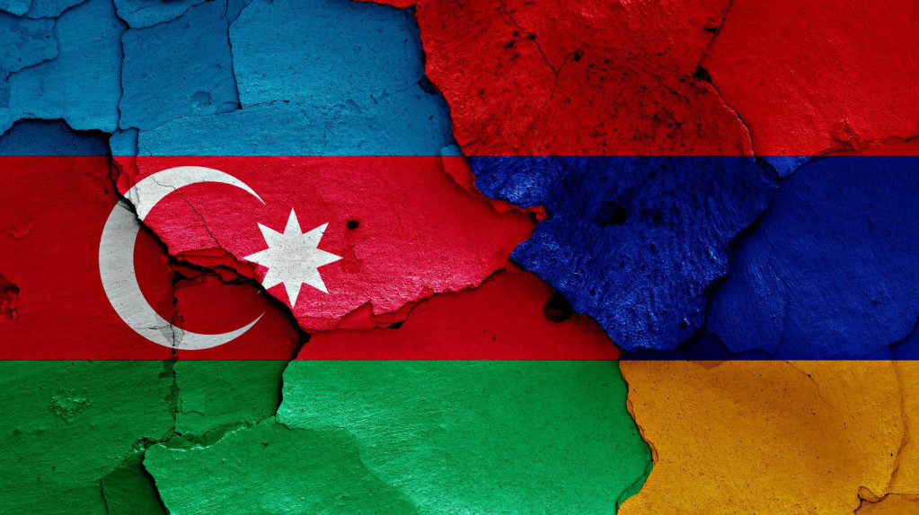 Jermenija jutros granatirala granicu sa Azerbejdžanom