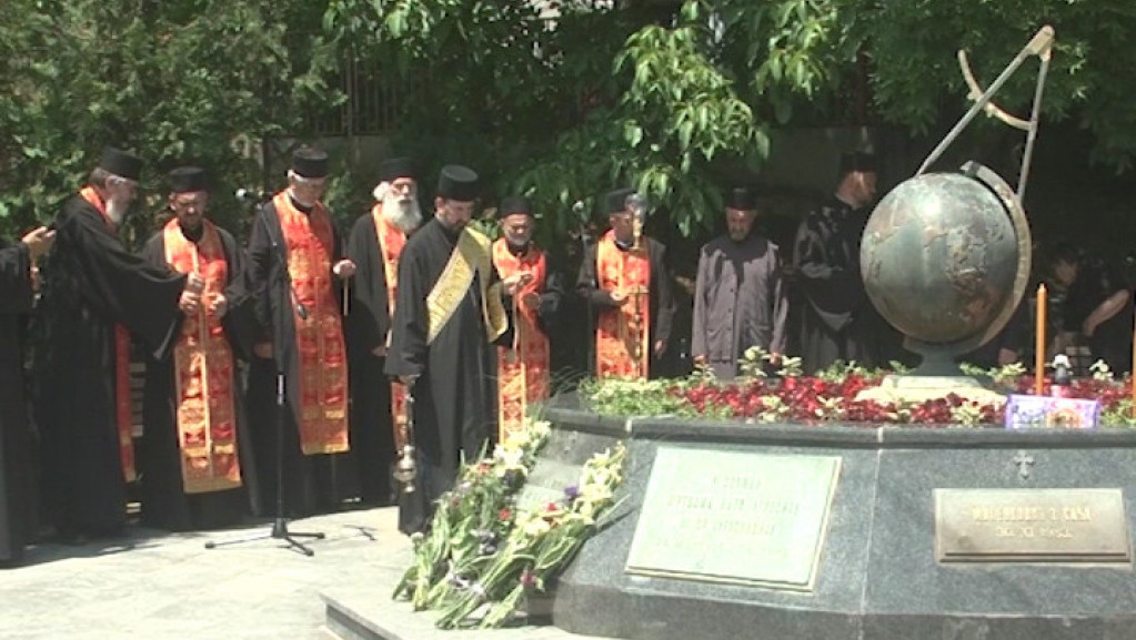 "U ratu se gine, ali umiru samo oni koje potomci zaborave": Komemoracija povodom NATO bombardovanja Varvarina