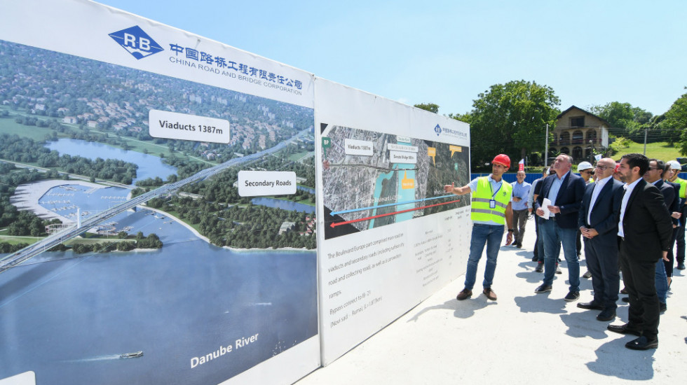 U Novom Sadu počinje izgradnja privremenog mosta - sa njega će graditelji podizati novi preko Dunava