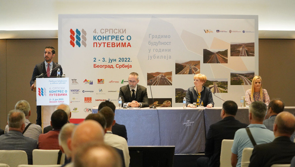 Momirović: U Srbiji će biti izgrađeno 16 novih auto-puteva i brzih saobraćajnica
