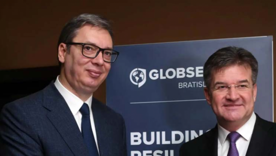 Vučić sa Lajčakom: Ispunjavanje obaveza iz Briselskog sporazuma ostaje ključno
