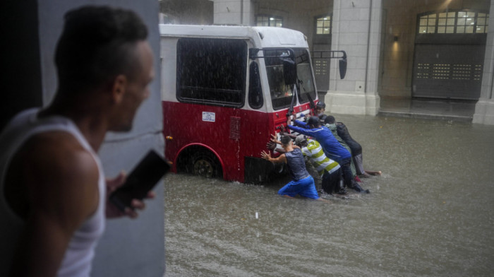 Olujne kiše u Havani odnele ljudske živote, oštećeno 40 stambenih zgrada