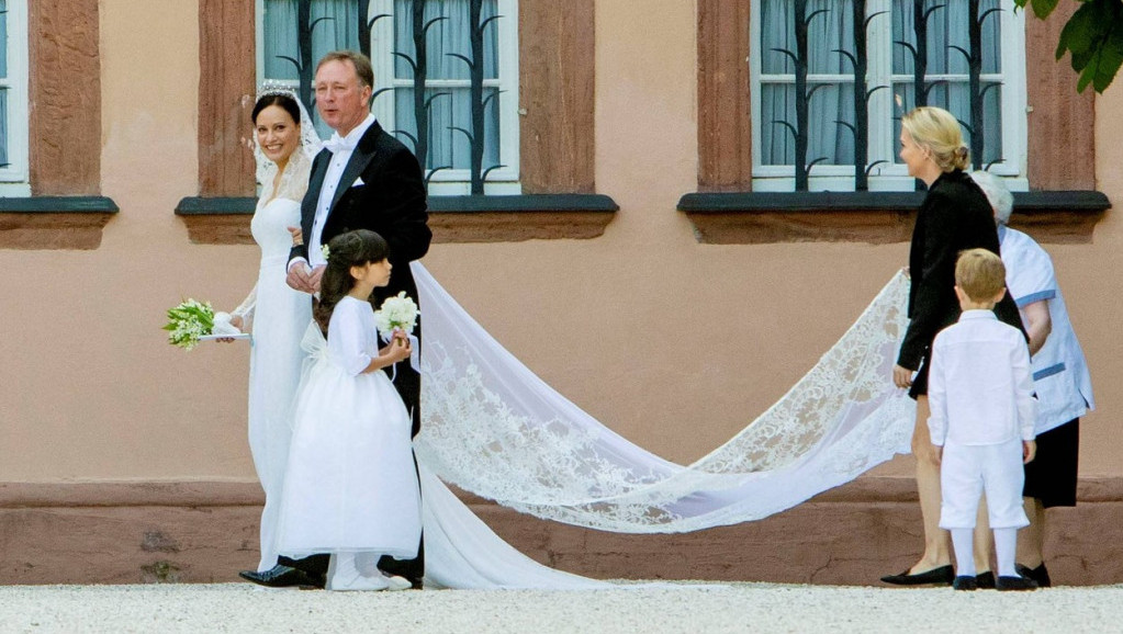 Venčanje posle dve decenije: Na putu ka sreći danskog princa isprečio se dedin testament