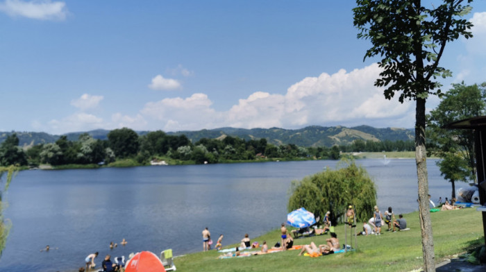 Veliko Gradište investira 775 miliona dinara u izgradnju bazena i trga na Srebrnom jezeru