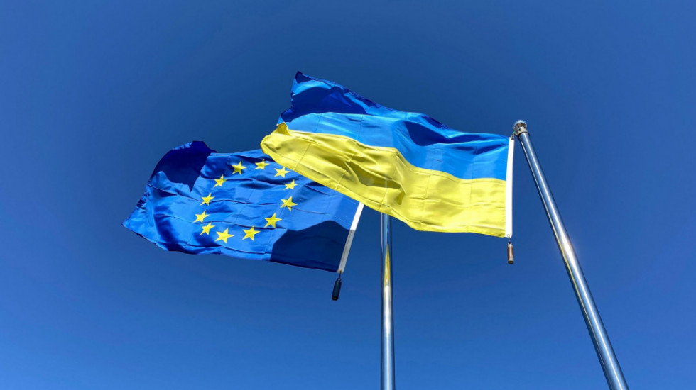 Zeleno svetlo za status kandidata EU - politički signal Brisela Kijevu koji ne znači da je članstvo blizu