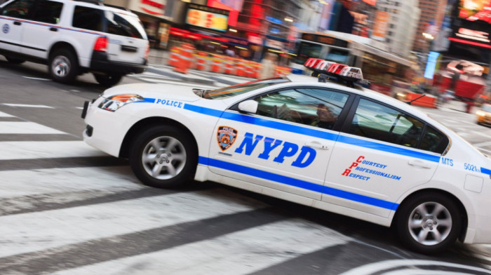 Filmska scena s tragičnim posledicama: Policajac u Njujorku ubio dilera plastičnim frižiderom