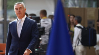Đukanoviću dostavljen ispravljen Zakon o predsedniku, iz kabineta poruka: O daljem postupanju javnost će biti obaveštena