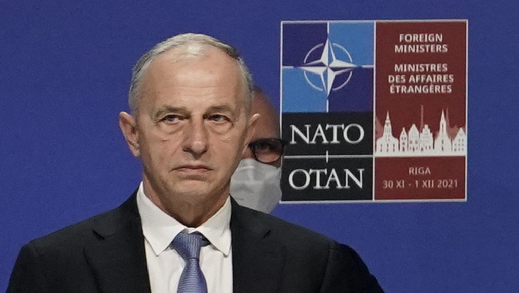 Džoana će se kandidovati za predsednika Rumunije kad mu se završi mandat u NATO