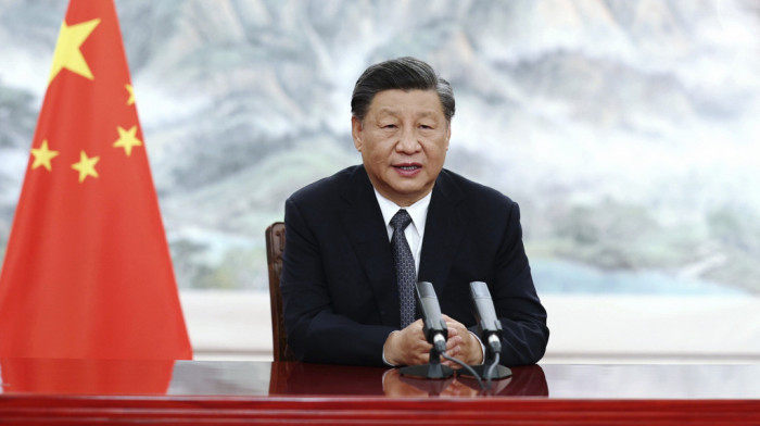 Kineski predsednik u Hongongu: Nema razloga za promenu formule "jedna zemlja, dva sistema"