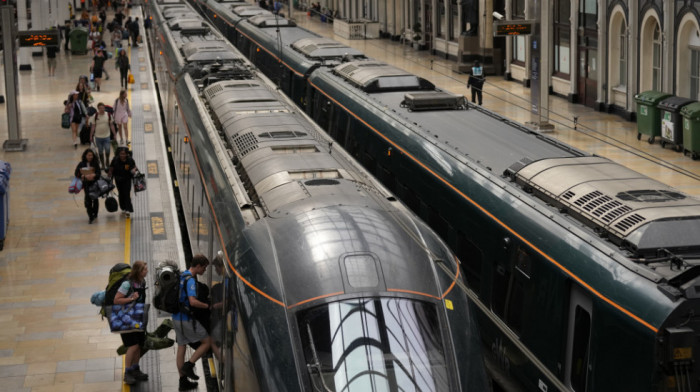 Francuski železničari pozvali na generalni štrajk 6. jula, traže povećanje plata