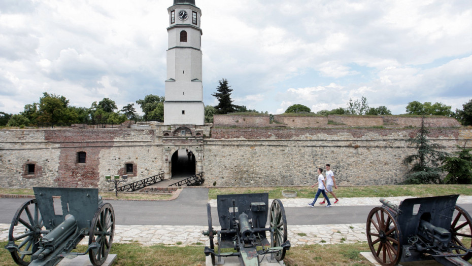 Danas umereno oblačno, uz manji pad temperature: Sledeće nedelje promenljivo vreme