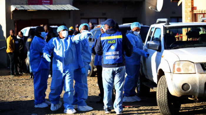 Masovna pucnjava u Južnoj Africi: Ubijeno 11 osoba, potraga za osumnjičenim