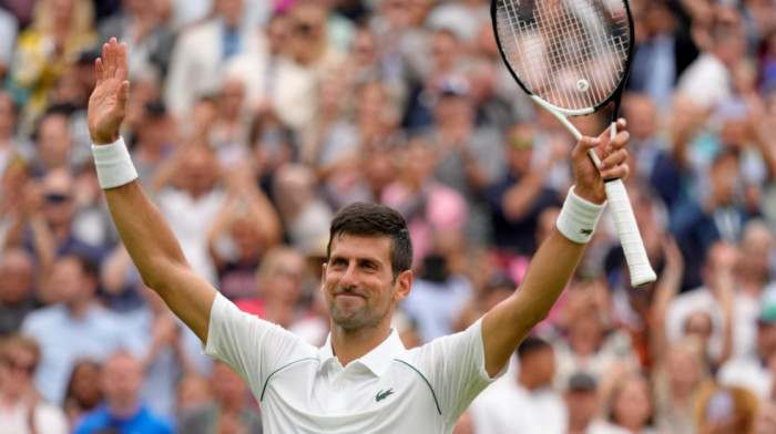 Novak raspoložen u Londonu: Idemo sada do 100. pobede na Vimbldonu