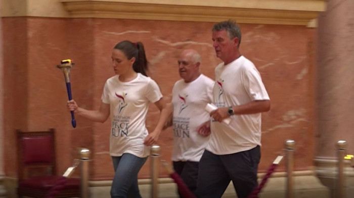 Baklja stigla i u Srbiju: Sportska manifestacija "Trka mira" prati tok Dunava od Švarcvalda do Crnog mora