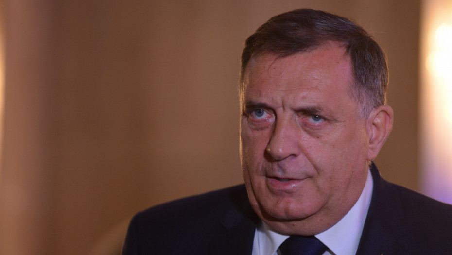 Dodik: Ako nas terate da biramo imeđu RS i EU biramo Srpsku