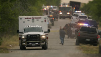 Broj preminulih migranata koji su ostavljeni u prikolici u Teksasu porastao na 53, vozaču i saradniku preti smrtna kazna