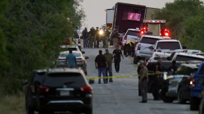 U kamionu u Teksasu pronađeno 46 mrtvih migranata, 16 prebačeno u bolnicu
