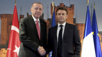 Razgovor Erdogana i Makrona o bilateralnim i regionalnim pitanjima
