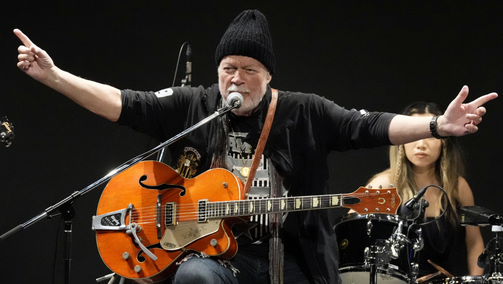 Kanadska rok legenda Rendi Bahmen pronašao ukradenu gitaru iz detinjstva posle 45 godina