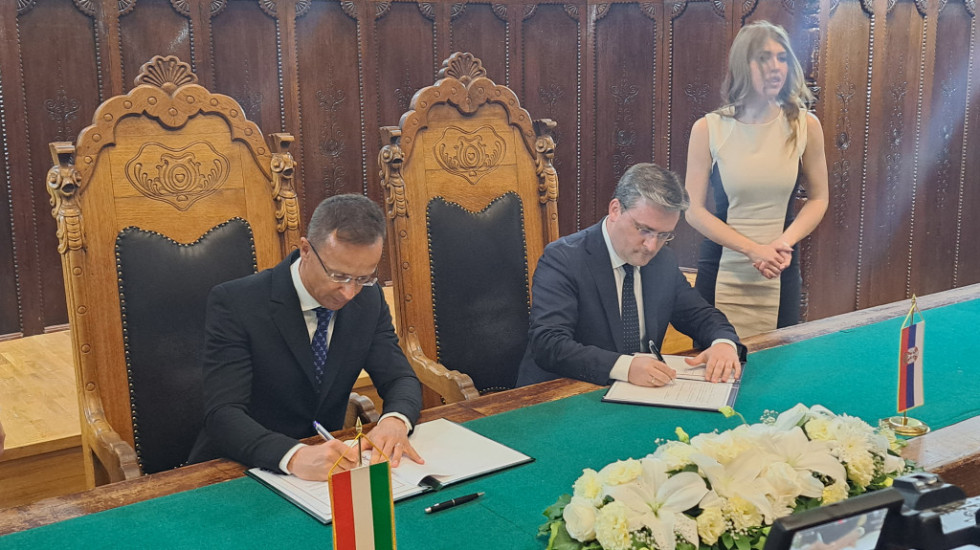 Srbija i Mađarska potpsale sporazum o graničnoj kontroli, Selaković: Smanjiće se gužve
