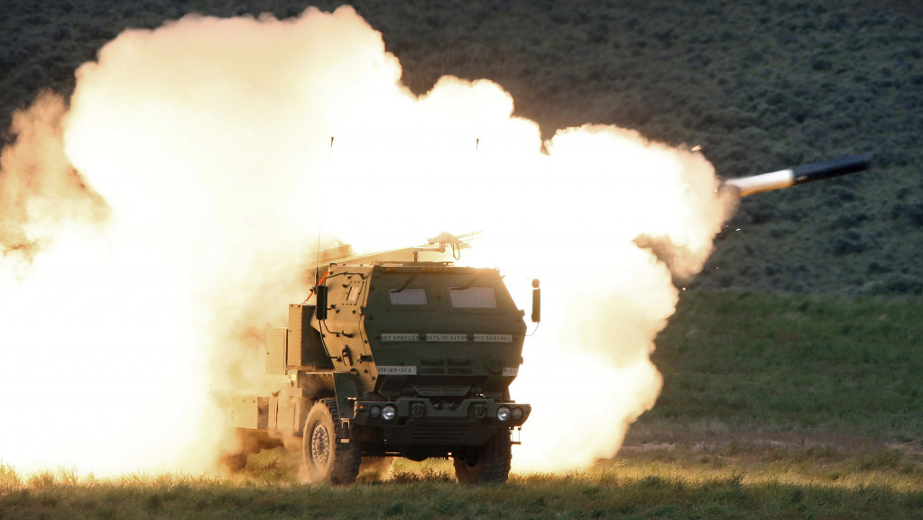 Moderna "pucaj i beži" tehnologija: Šta su HIMARS raketni sistemi koje su SAD poslale Ukrajini?