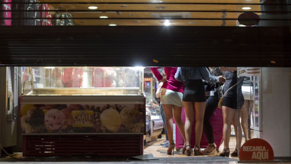 U Hrvatskoj legalizacija prostitucije po švedskom modelu : Kriv je ko plaća a ne onaj ko pruža usluge
